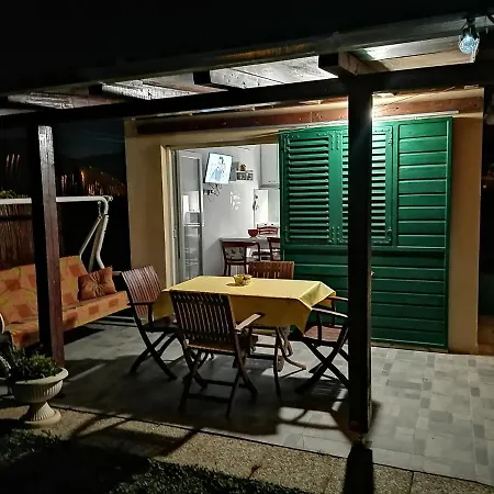 Taja, Cijela Kuca I Vrt Samo Za Vas Apartmán *