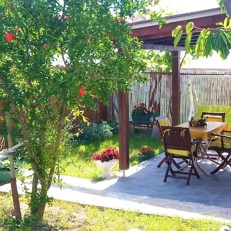 Taja, Cijela Kuca I Vrt Samo Za Vas Lejlighed *