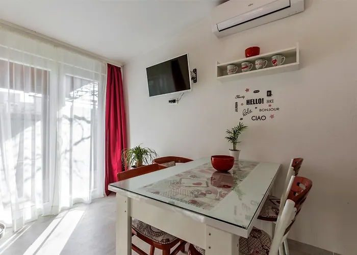 Taja, Cijela Kuca I Vrt Samo Za Vas