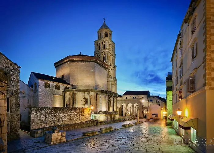 Taja, Cijela Kuca I Vrt Samo Za Vas * Split