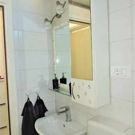 Taja, Cijela Kuca I Vrt Samo Za Vas *